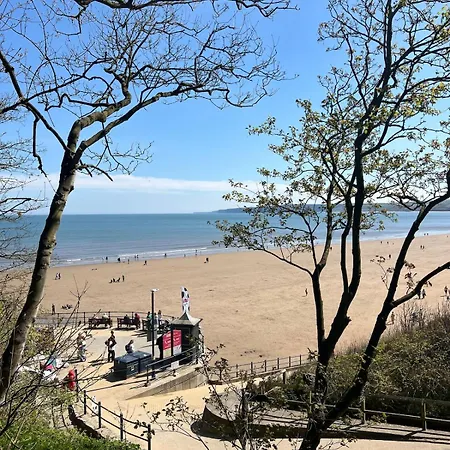 Stylish Flat With Parking, Stones Throw To The Apartment Filey