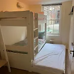 شقة Stylish Flat With Parking, Stones Throw To The