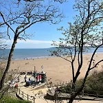 Stylish Flat With Parking, Stones Throw To The شقة Filey