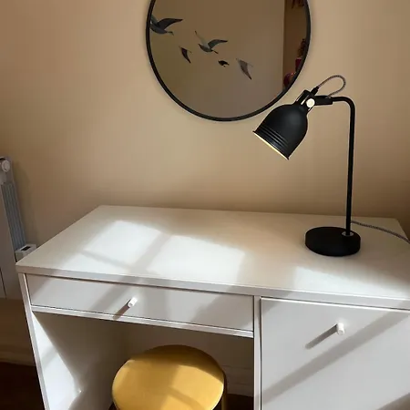 Stylish Flat With Parking, Stones Throw To The アパート ファイリー