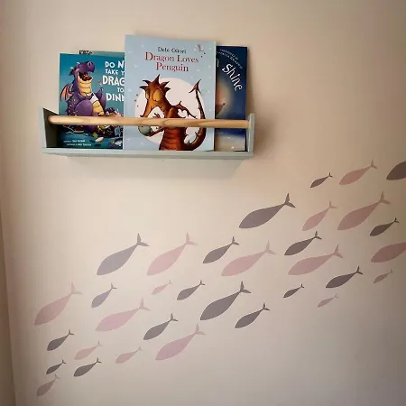 Stylish Flat With Parking, Stones Throw To The *